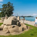 아파트 Moderne Mit Bodenseeblick 로스체처버그